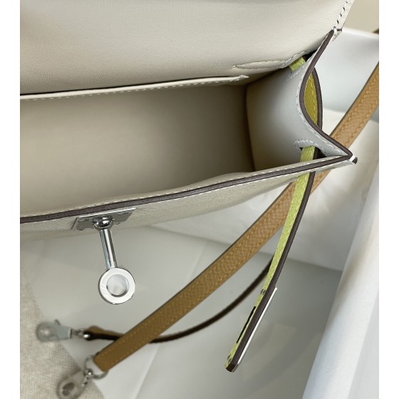 mini Kelly 2nd Generation Limited Edition Three Little Cute Milkshake White Chicken Yellow Sesame Color